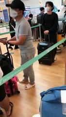 Trường Giang đùa giỡn với thành viên Running Man tại sân bay