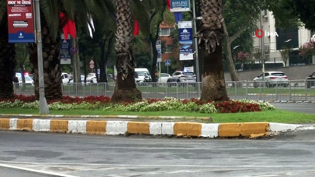 İstanbul'da 30 Ağustos Zafer Bayramı nedeniyle Vatan Caddesi trafiğe kapatıldı