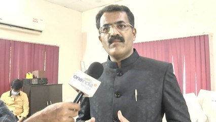 డయాబిటీస్ పట్ల పుస్తకం రాసిన డాక్టర్ వేణుగోపాల్ రెడ్డి!! || Oneindia Telugu