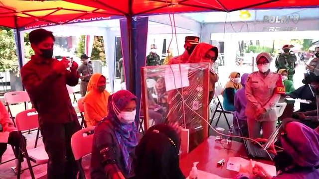 Kolaborasi Grup 2 Kopassus & Polres Sukoharjo Suntikkan 1500 Dosis Vaksin Moderna Untuk Masyarakat