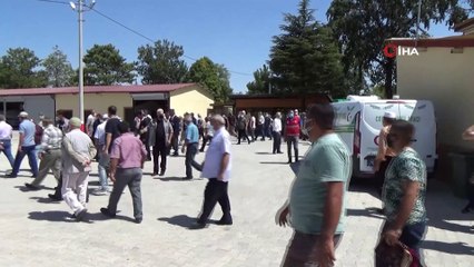 Korona virüsten hayatını kaybeden 92 yaşındaki Kore gazisi son yolculuğuna uğurlandı