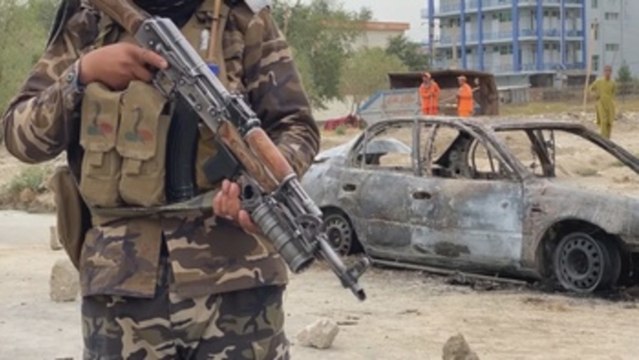 Varias explosiones golpean la ciudad de Kabul en la víspera de la retirada