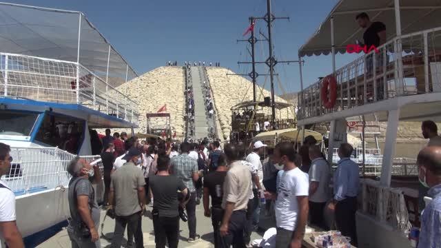 GÜNEYDOĞU ANADOLU'DA 30 AĞUSTOS COŞKUSU