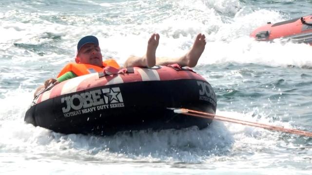 Özel bireyler, deniz festivalinde doyasıya eğlendi