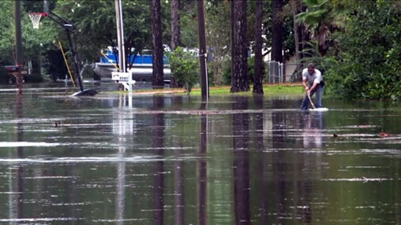 La Louisiane dévastée par l'ouragan Ida, qui devient tempête tropicale en filant vers le nord