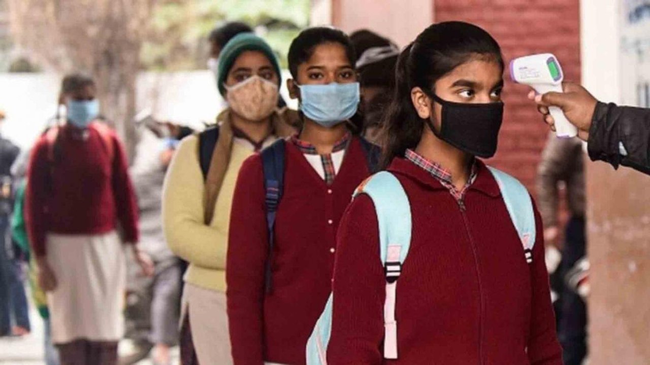 Coronavirus: Is it safe to reopen schools?