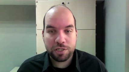 Afegão luta para deixar o país em meio ao caos de Cabul