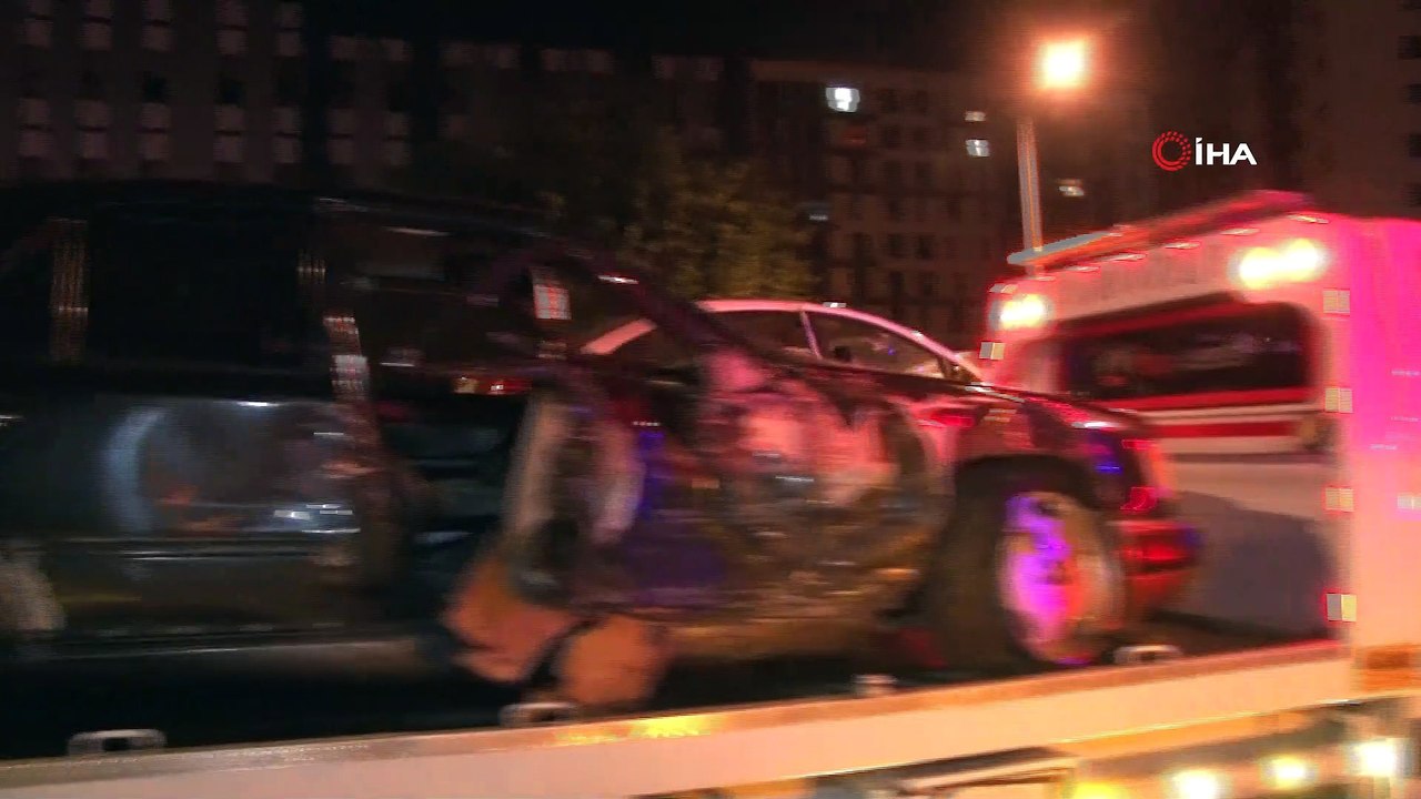 İzmir'de feci kaza: 5 yaralı
