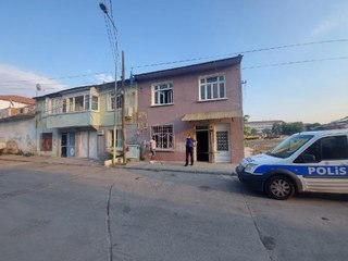Son dakika haberleri: UYUŞTURUCU KULLANDIĞI İLERİ SÜRÜLEN KİŞİ EVİNDE ÖLÜ BULUNDU