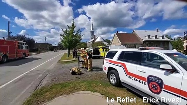 Un incendie à Saint-Constant (Le Reflet-Erick Rivest)