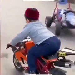 hasbullah /  drive a motorcycle