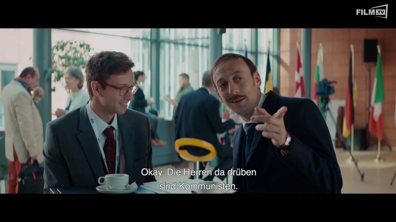 Parlament Clip 1 -  Der Anzug Deutsch German (2021)
