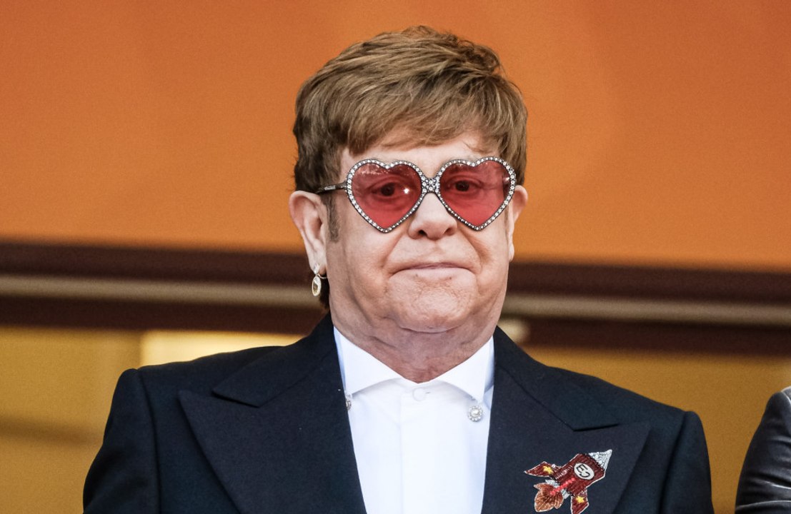 Elton John se siente 'afortunado' al haber 'escapado' del Sida en los años 80