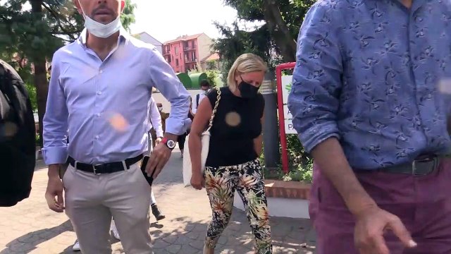 Incendio Milano, gli inquilini ai milanesi: Noi come terremotati, da politica poche risposte