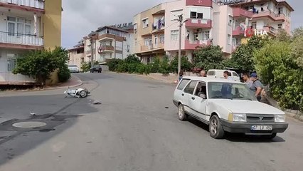 Motosiklet ile otomobil çarpıştı; 1 yaralı