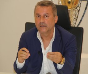 Giresunspor Başkanı Karaahmet: "Giresunspor en az bütçeyle bu ligde mücadele edecek takımı kurmak zorunda