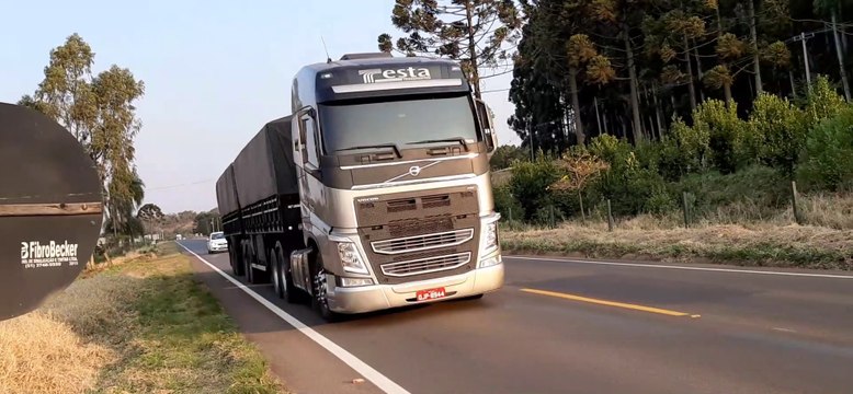 VOLVO FH 540 GLOBETROTTER I-SHIFT PRATA BITREM RANDON GRANELEIRO 7 EIXOS 19,80 METROS TESTA TRANSPORTES