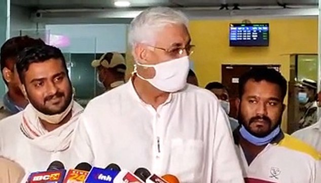 Chhattisgarh congress Rift : दिल्ली से लौटे सिंहदेव, कहा शुभचिंतकों ने दी है चुप रहने की सलाह