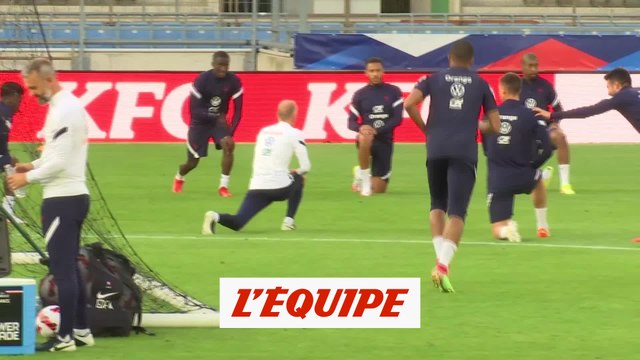 Les Bleus en 4-3-3 face à la Bosnie - Foot - CM (Q)