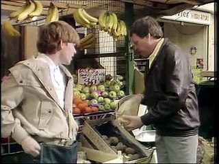 classic Eastenders S01E33 (11 June 1985)