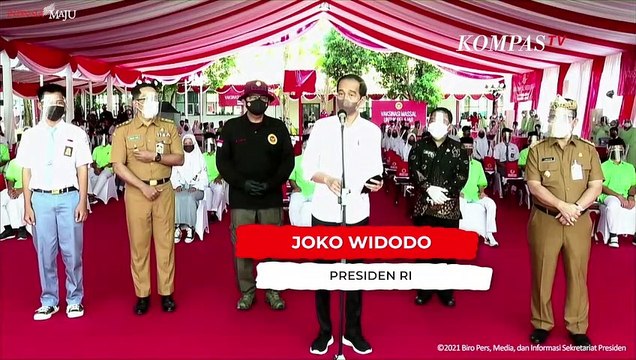 Tinjau Vaksinasi Pelajar di Cirebon, Jokowi: Ternyata Semuanya Ingin Segera Pembelajaran Tatap Muka