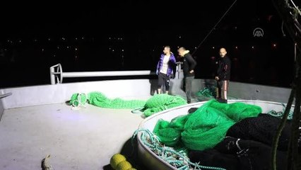 KIRKLARELİ - Kıyıköylü balıkçılar gün doğumunda "vira bismillah" dedi