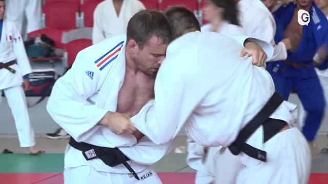 Reportage - Des champions à la rencontre de jeunes judokas