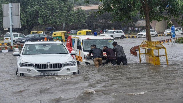 IMD predicts very heavy rainfall in Delhi for next 2 days