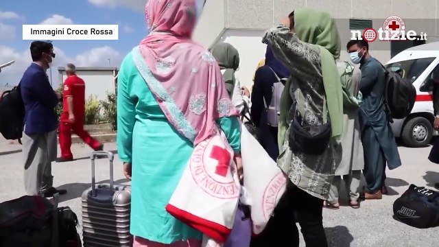 Afghanistan, oltre 1200 profughi accolti ad Avezzano: il racconto dall'hub di croce rossa in Abruzzo