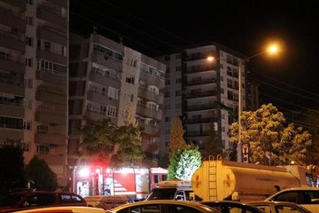 YILMAZ ERBEK APARTMANI DAVASININ TUTUKLU SANIĞI TADİLAT SIRASINDA TAŞIYICI DUVAR KALDIRILMIŞ