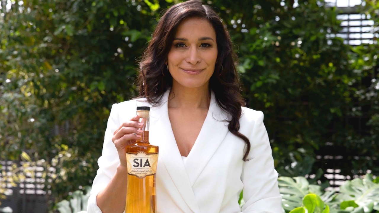 This Entrepreneur Crowdfunded Her Scotch Whisky on Kickstarter. Now, She's Giving Back $250,000 in Grants to Minority Entrepreneurs ... and Yes, You Can Apply for One.