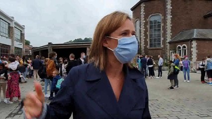 Caroline Désir fait sa rentrée dans une école sinistrée : "Beaucoup de solidarité et de courage"