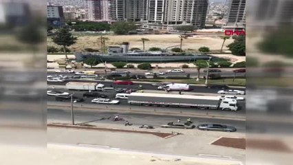 TARSUS'TA ZİNCİRLEME KAZADA 3 KİŞİ YARALANDI