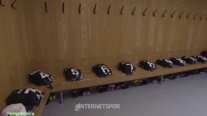 Cristiano Ronaldo Manchester United formasını giydi