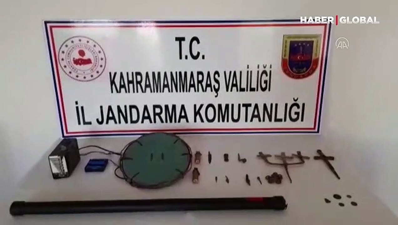 Kahramanmaraş'ta tarihi eser kaçakçılarına operasyon: Roma ve İslami dönemlere ait tarihi eserler ele geçirildi