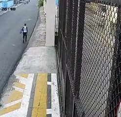 Video muestra a motoristas asaltando a plena luz del día