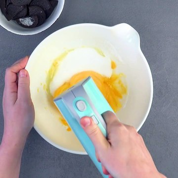 Dos pasteles de OREO fácil y rápido !! Le encantara a tus hijos .Two quick and easy OREO cakes! Your kids will love it.