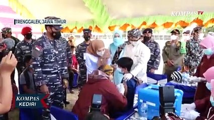 TNI AL Salurkan 30 Ribu Dosis Vaksin Covid-19 Di Kabupaten Trenggalek
