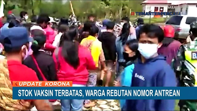Stok Vaksin Terbatas, Warga Toraja Berdesakan Ambil Nomer Antrean