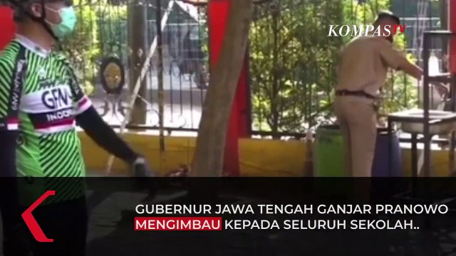 Ganjar Bebaskan Siswa di Jawa Tengah Tak Pakai Seragam saat Pembelajaran Tatap Muka