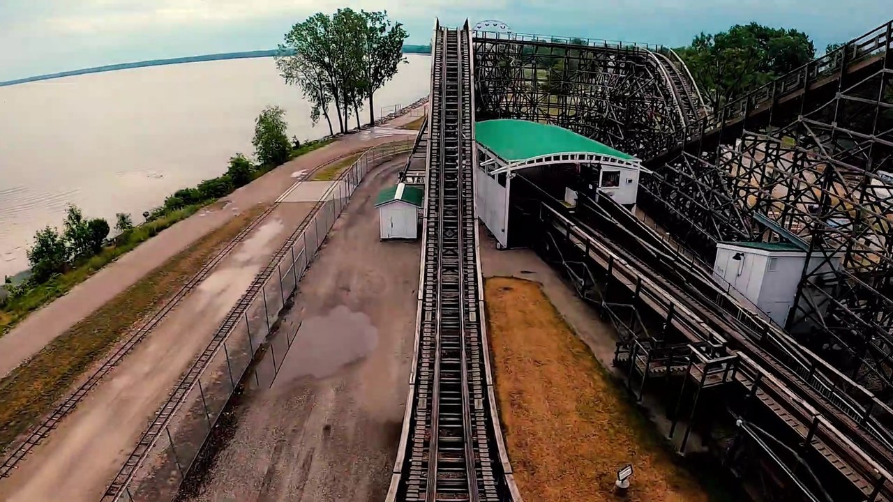 Zippin Pippin (Bay Beach Amusement Park, WI) - Front Row POV Roller Coaster Video - Classic Woodie
