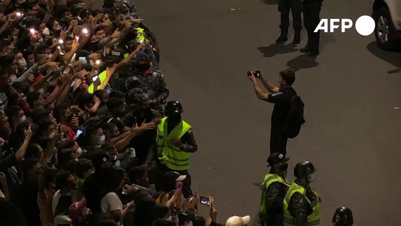 Multidão para ver Messi
