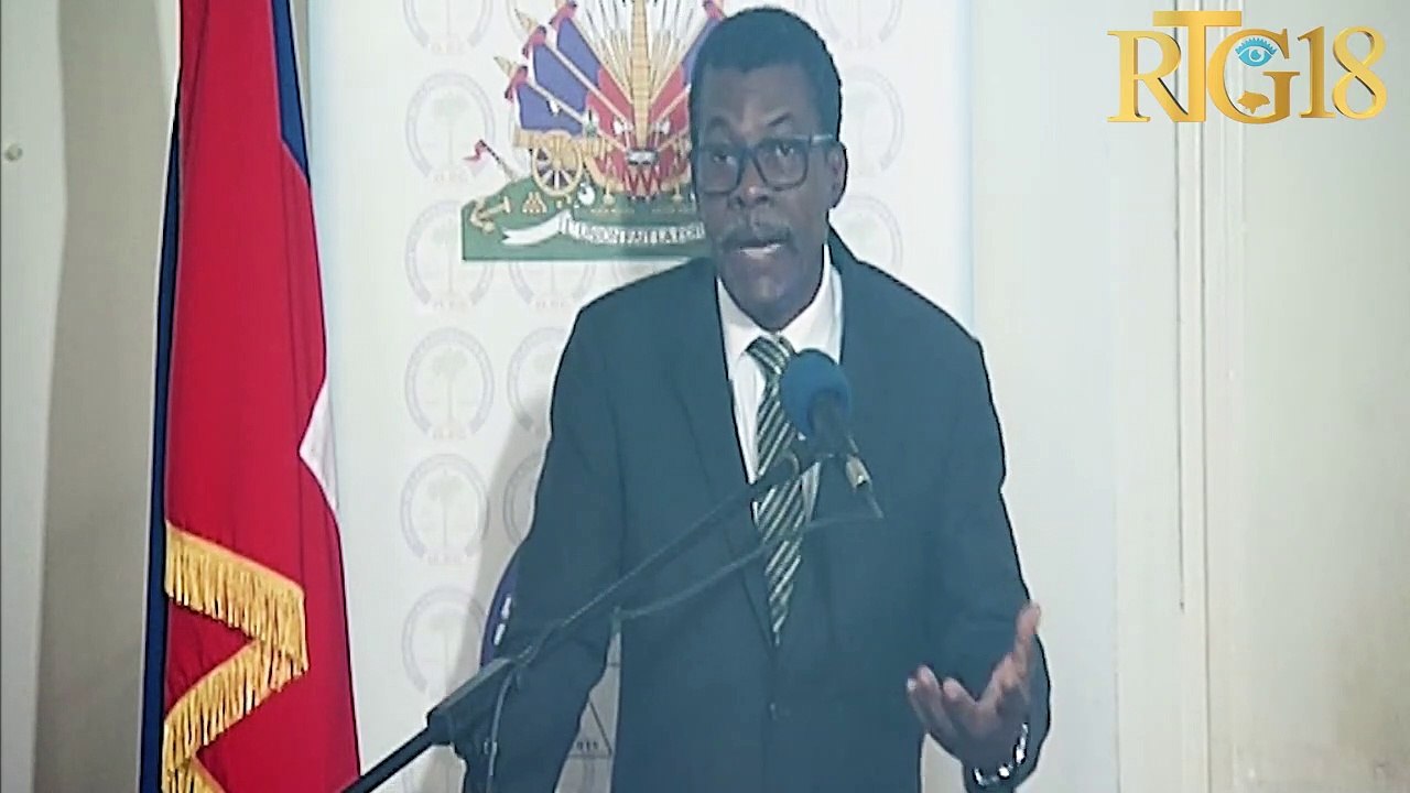 Pwotektè sitwayen an Renan Hédouville kritike fason otorite yo ap jere èd pou viktim tranbleman tè