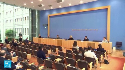 باريس تدعو طهران إلى "استئناف فوري للمفاوضات" النووية