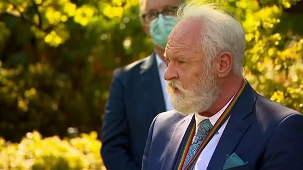 Psychiatrist urging parents to reach out to kids struggling during lockdown