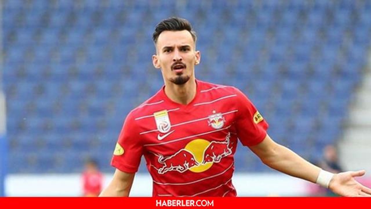 Mërgim Berisha kimdir? Fenerbahçe'nin yeni transferi Berisha kaç yaşında, nereli, hangi mevkide oynuyor? Mërgim Berisha'nın boyu kaç?