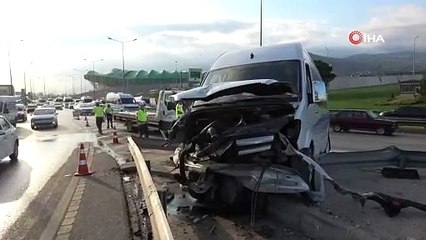 Bursa'da servis aracı kaza yaptı: Çok sayıda yaralı var