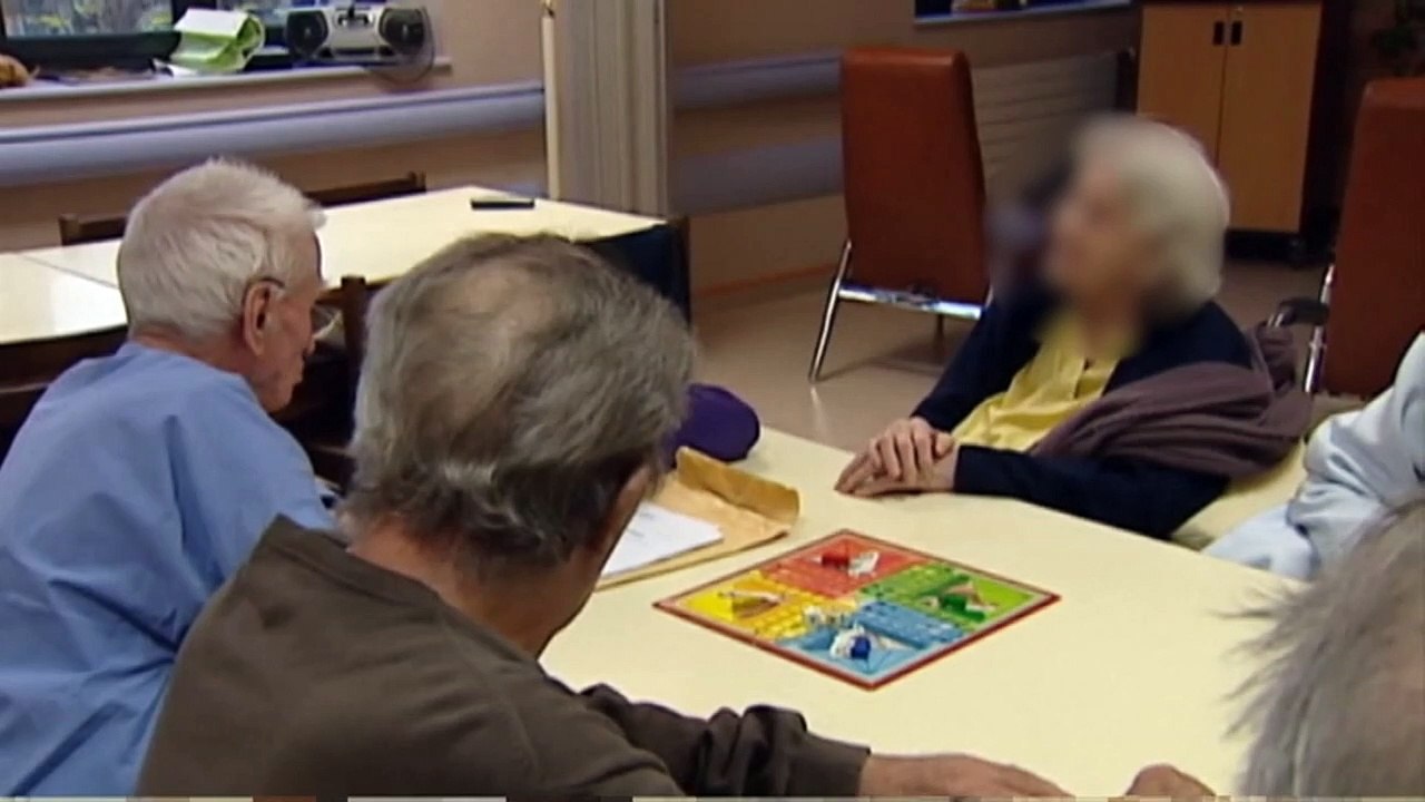 Solo una cuarta parte de los países tiene planes de apoyo a las personas con demencia