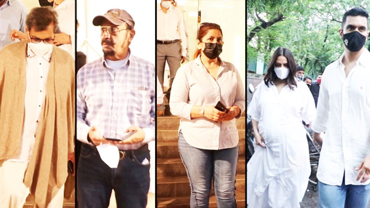 Subhash Ghai, Gulshan Grover, Archana Puran Singh, Neha Dhupia At Prayer Meet Pradeep Guh