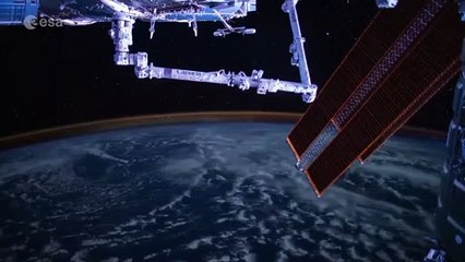 Auroras paint the sky in stunning timelapse filmed from space